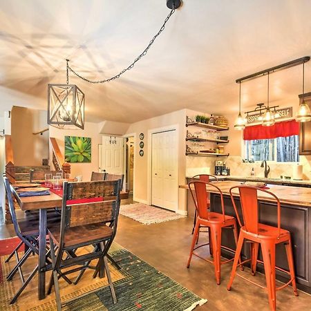 Cozy Home With Media Room Short Walk To Taos Plaza! Ngoại thất bức ảnh